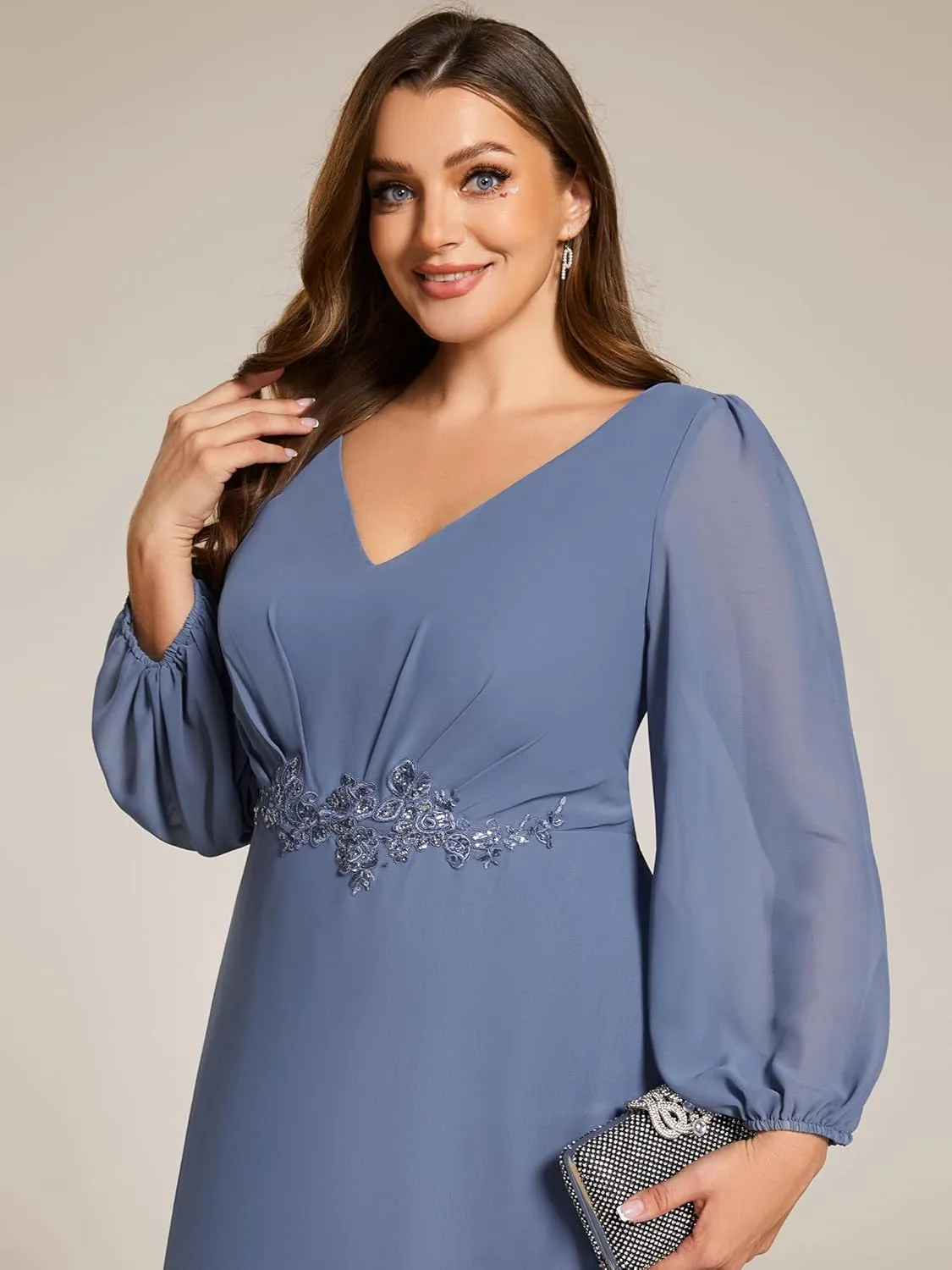 Ever-Pretty Plus Women's V Neck Long Sleeves Applique Chiffon Plus Size Fall Mother of The Bride Dress Formal Dress 03027-DA