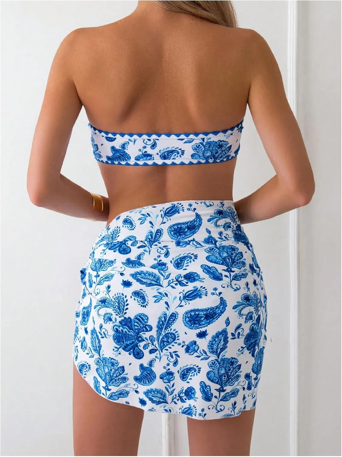 Milumia Women's 3 Piece Swimsuit Floral Print Bandeau Bikini Swimwear with Cover Ups
