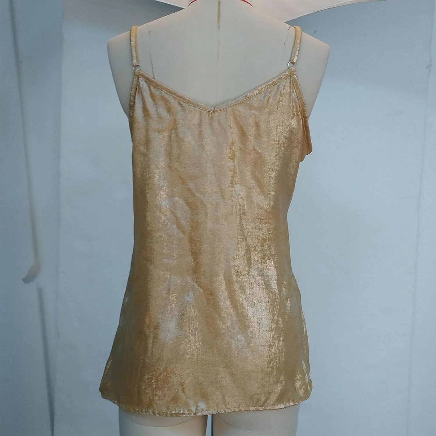 TANGNADE Metallic Tank Top for Women V Neck Camisole Sleeveless Tank Cami Shirt Summer Vacation Travel Beach Outfits
