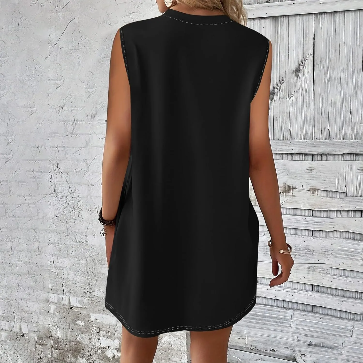 Women Tank Dress Casual Loose Sleeveless Crew Neck Tshirt Dress with Pockets Short Summer Beach Vacation Sun Dresses