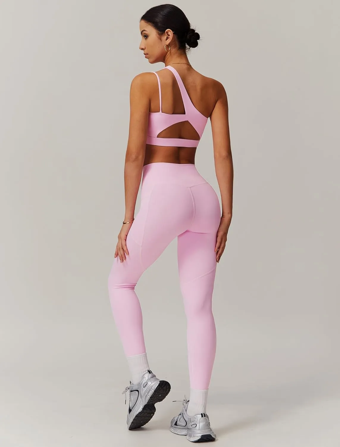 Women Workout Set Single Shoulder Straps Sports Bras and Leggings Set 2 Piece Gym Yoga Active Wear Outfit with Pockets
