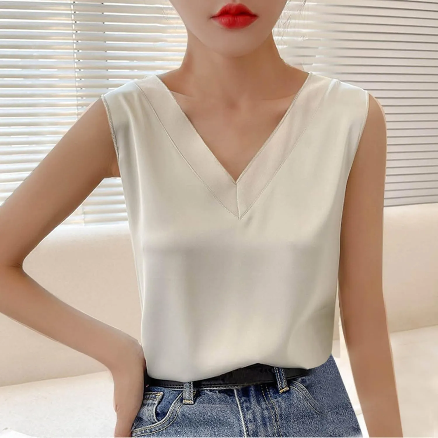 Womens Tank Tops V Neck Casual Silk Satin Cami Top Sleeveless Camisole Dressy Casual Blouses Summer Basic Tanks