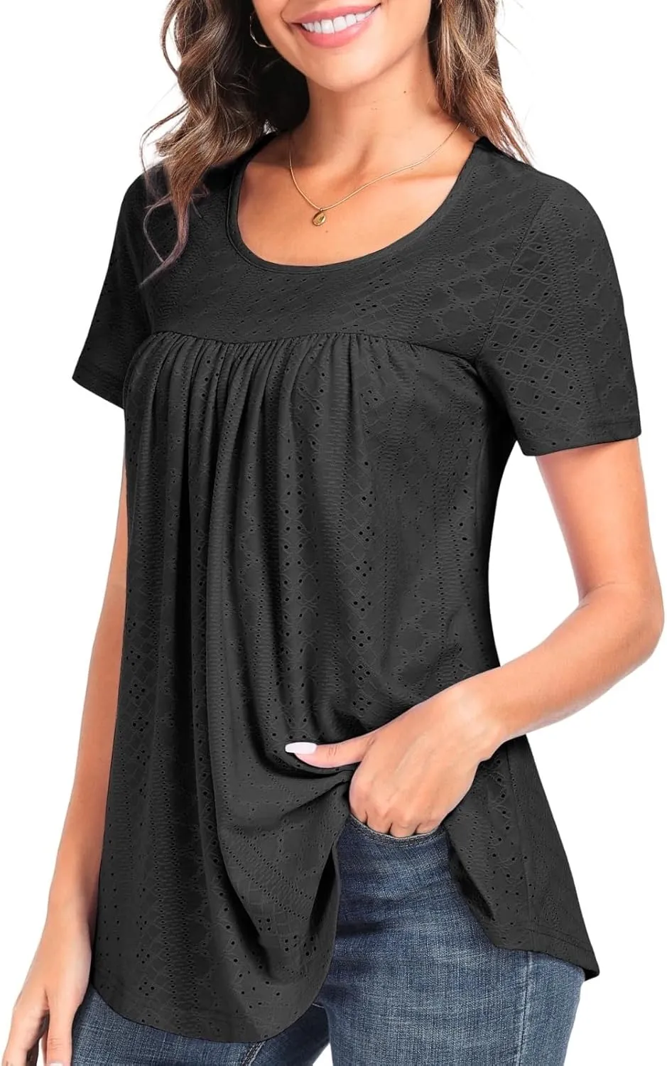 Women's Tunic Tops Loose Fit Short Sleeve Shirts Crew Neck Summer Casual Tops