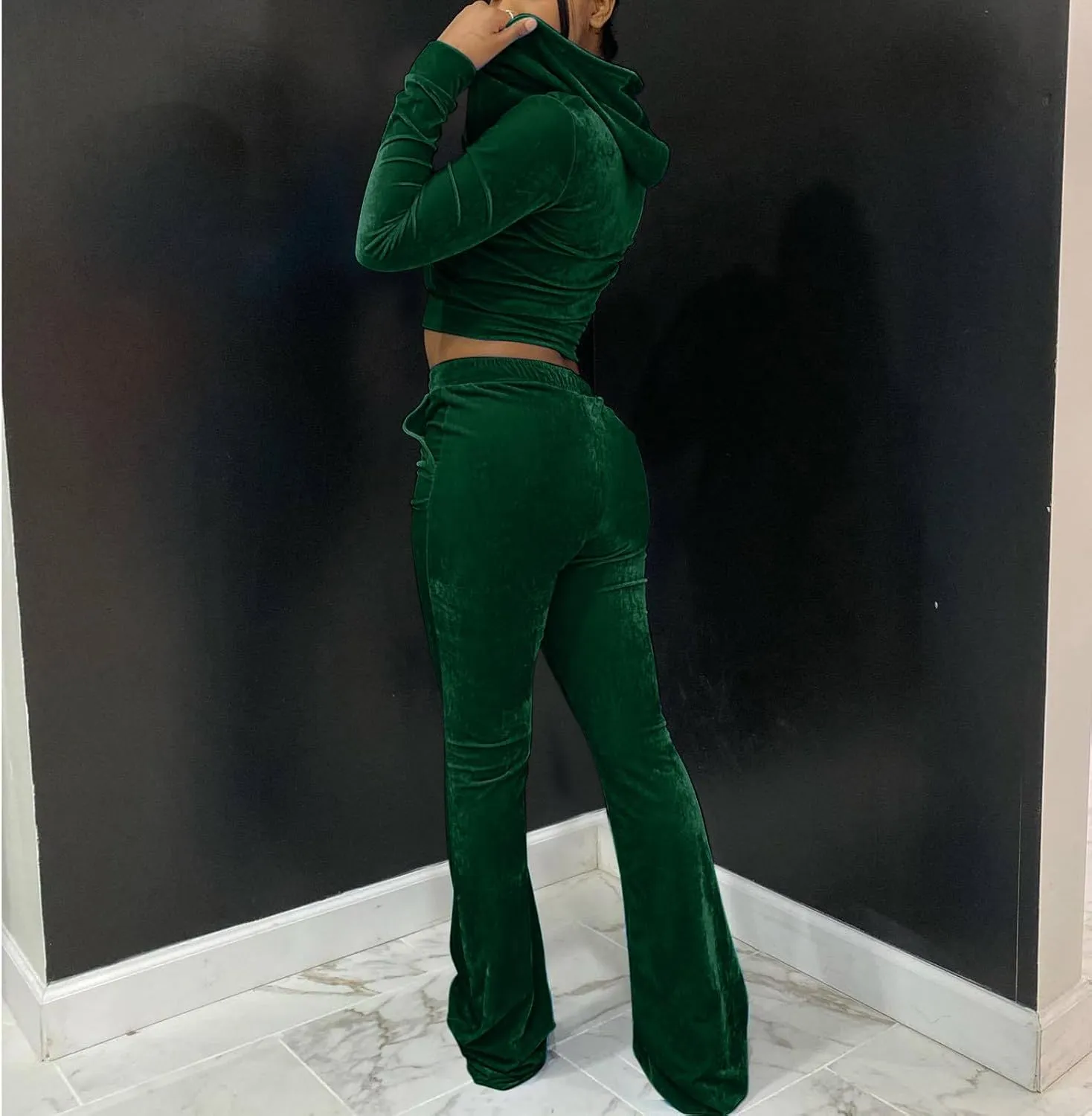 Womens Velour Tracksuit Two Piece Cropped Sweatshirt Flared Pants Workout Jogging Sets Velvet Sweatsuit Y2K Outfits